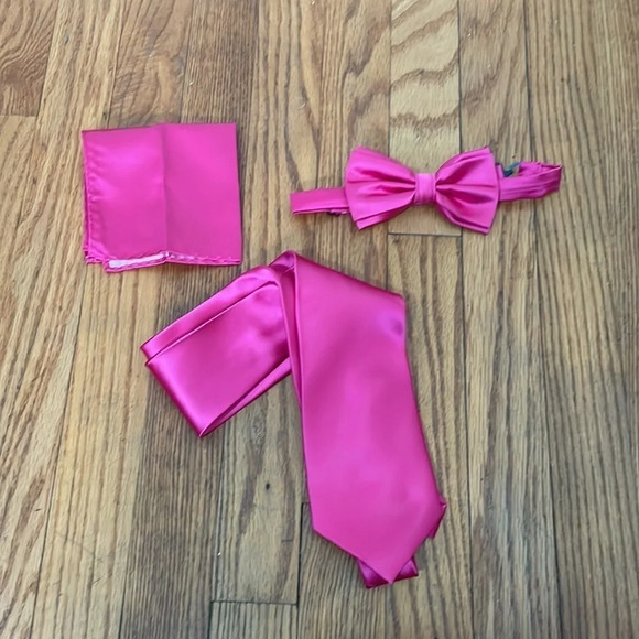 Amanti 4 Piece Vest and Tie Formal Set Pink Men’s Small - Picture 2 of 11